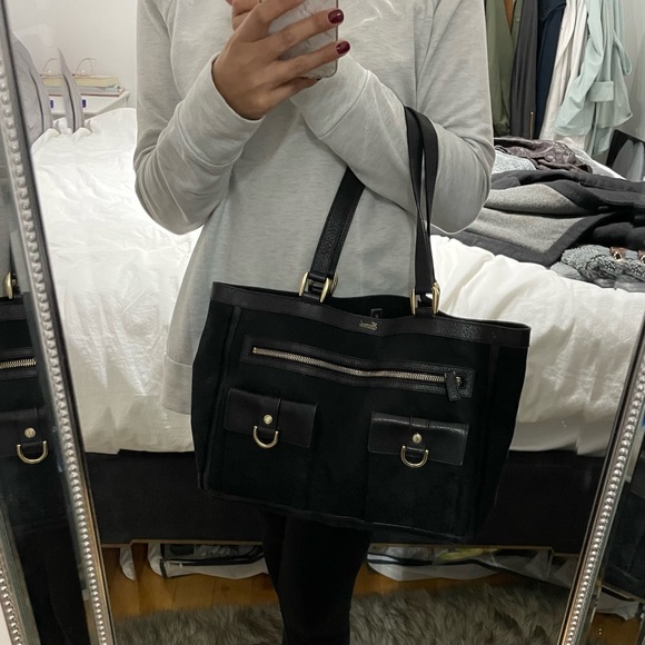 Authentic Gucci Black Abbey Tote - Picture 9 of 10